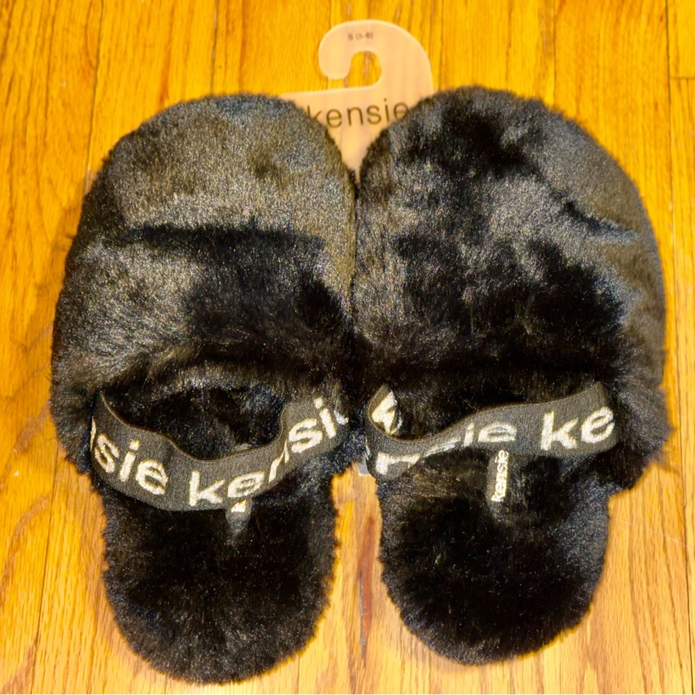 Kensie Black Fuzzy Slide Slippers